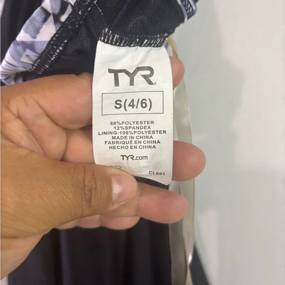 TYR - Picture 4 of 5